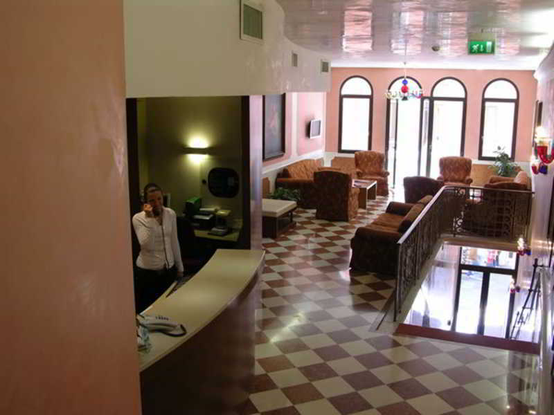 Hotel Nazionale Venezia Esterno foto