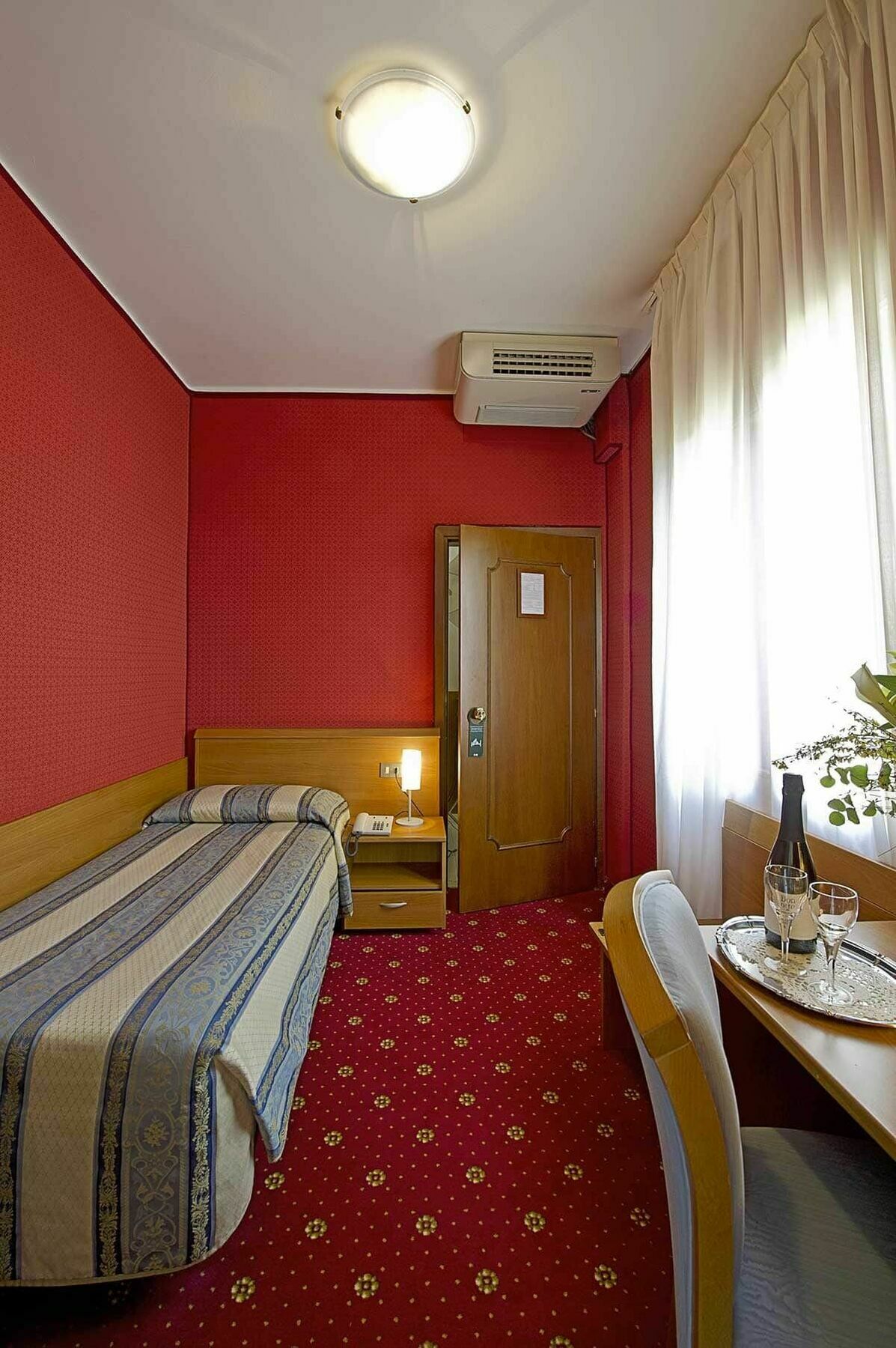 Hotel Nazionale Venezia Esterno foto